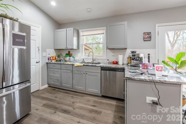 670 Lippard Farm Road, Statesville, NC 28625