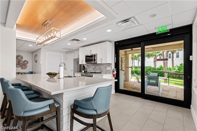 3399 Gulf Shore BLVD N 309, Naples, FL 34103