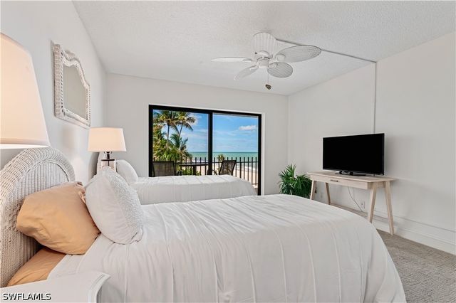 3399 Gulf Shore BLVD N 309, Naples, FL 34103