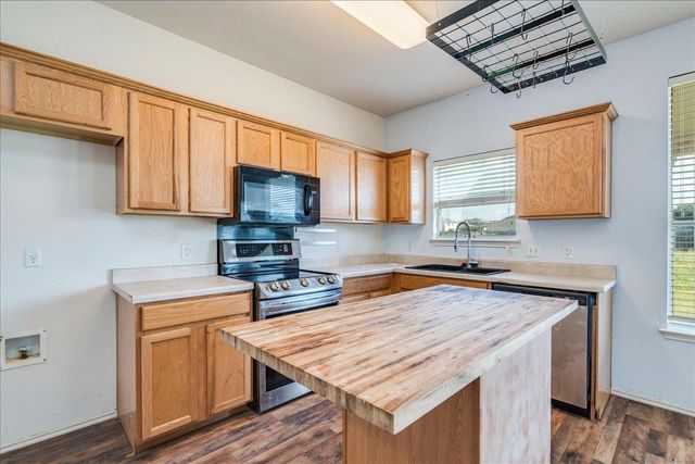 13408 Dwight Eisenhower CT, Manor, TX 78653