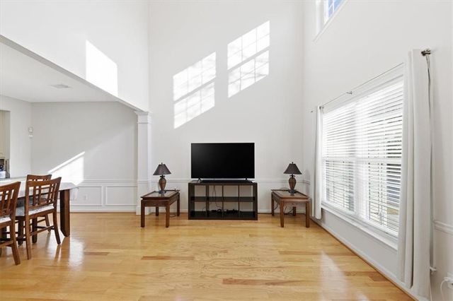 213 Kenninghall Lane SE, Smyrna, GA 30082