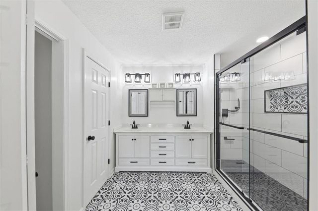 213 Kenninghall Lane SE, Smyrna, GA 30082