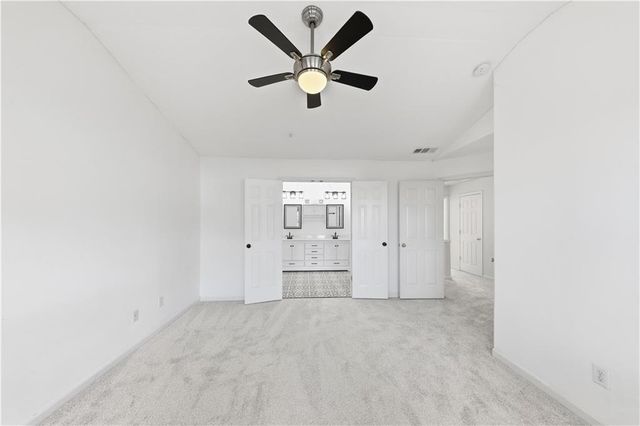 213 Kenninghall Lane SE, Smyrna, GA 30082