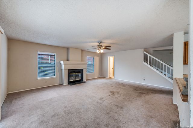 6903 BEECH TRAIL DR, San Antonio, TX 78244