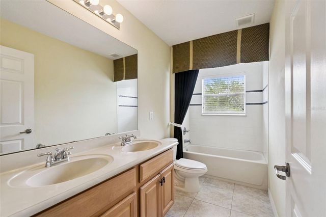 10882 SAVANNAH LANDING CIRCLE, Orlando, FL 32832