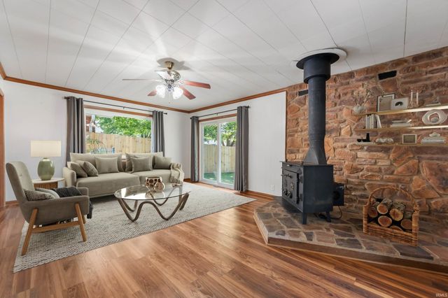 1303 N Brentwood Lane, Muncie, IN 47304