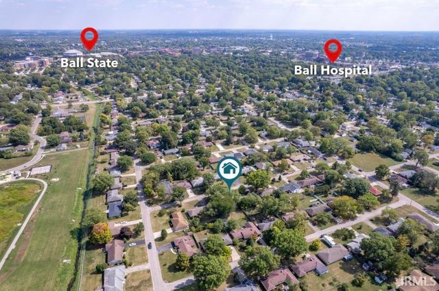 1303 N Brentwood Lane, Muncie, IN 47304