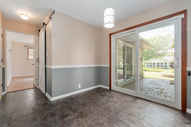 1303 N Brentwood Lane, Muncie, IN 47304