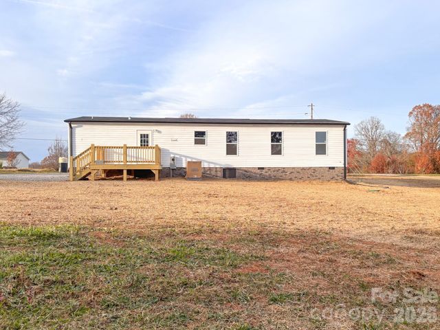 4277 Chinquapin Circle, Lenoir, NC 28645