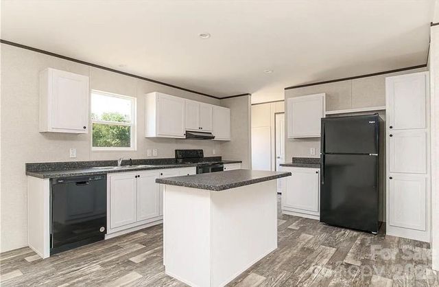 4277 Chinquapin Circle, Lenoir, NC 28645