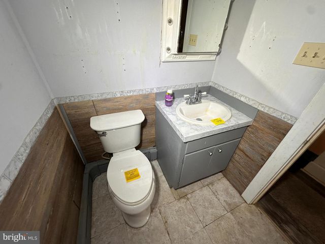 454 SCHOOL LN, Harleysville, PA 19438