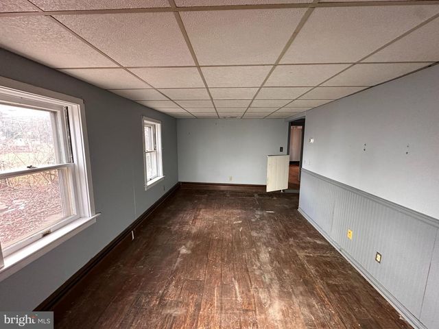 454 SCHOOL LN, Harleysville, PA 19438