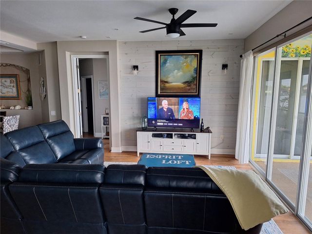 1121 RIVERSCAPE STREET, Bradenton, FL 34208