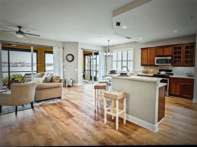 1121 RIVERSCAPE STREET, Bradenton, FL 34208