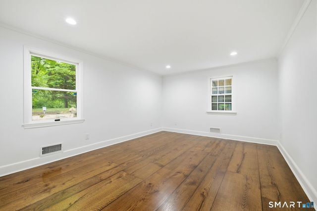 1 Tulip Tree Lane, Norwalk, CT 06851
