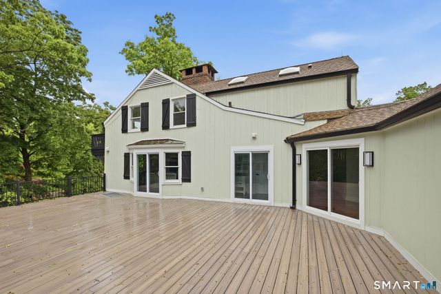 1 Tulip Tree Lane, Norwalk, CT 06851