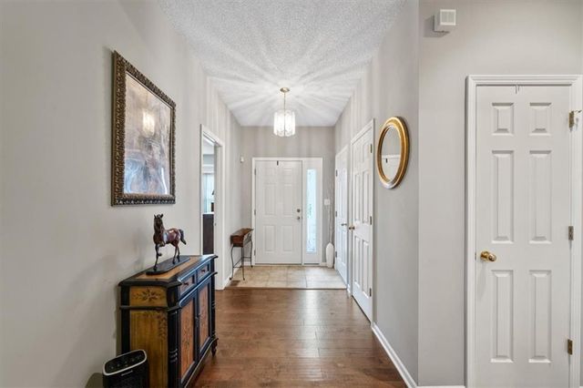 5200 NW Primrose Court, Blue Springs, MO 64015