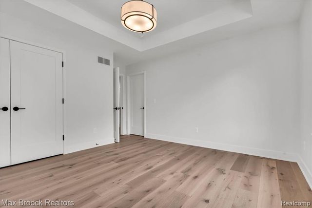 2444 Benjamin Avenue, Royal Oak, MI 48073