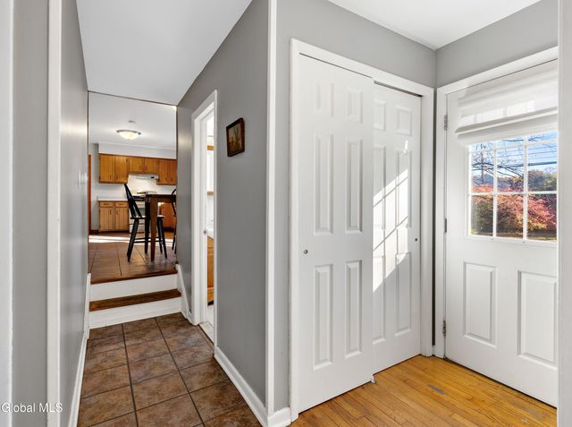 59 Valencia Lane, Clifton Park, NY 12065