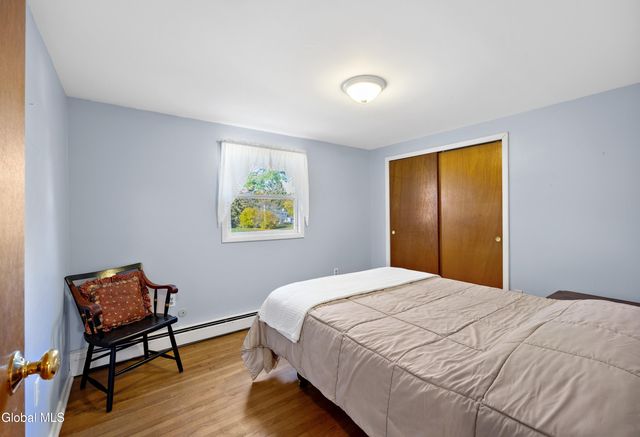 59 Valencia Lane, Clifton Park, NY 12065