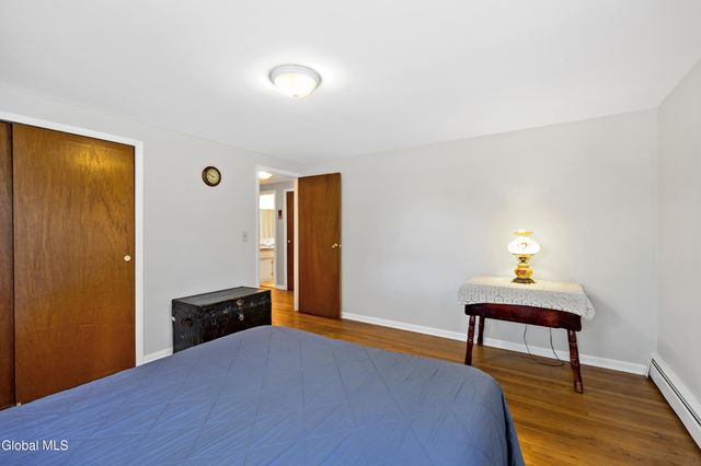 59 Valencia Lane, Clifton Park, NY 12065