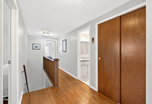 59 Valencia Lane, Clifton Park, NY 12065