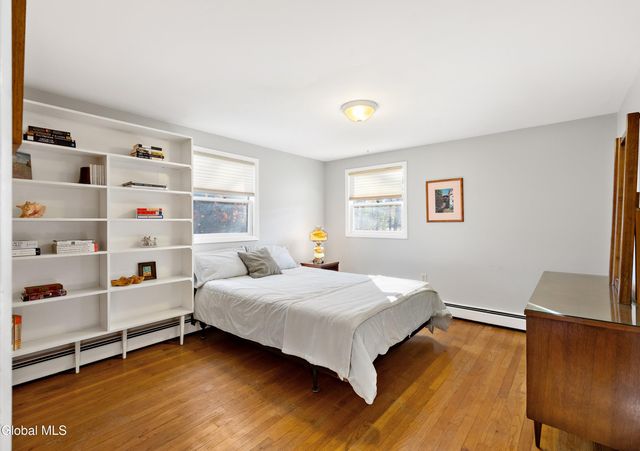 59 Valencia Lane, Clifton Park, NY 12065