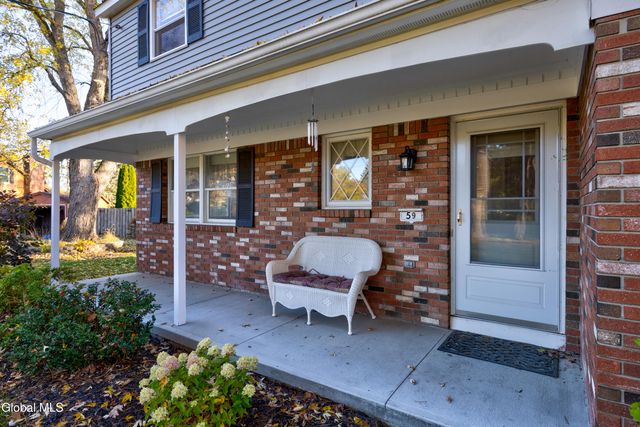 59 Valencia Lane, Clifton Park, NY 12065