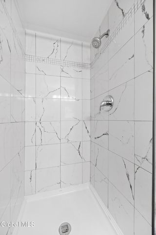 59 Valencia Lane, Clifton Park, NY 12065