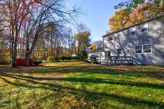 59 Valencia Lane, Clifton Park, NY 12065