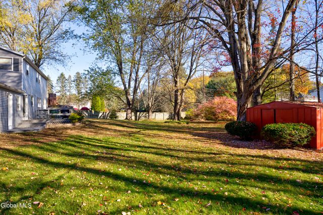 59 Valencia Lane, Clifton Park, NY 12065