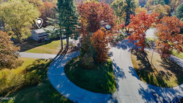 59 Valencia Lane, Clifton Park, NY 12065