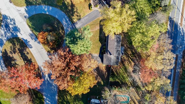 59 Valencia Lane, Clifton Park, NY 12065