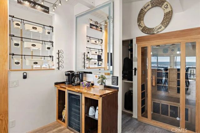 2214 W Oceanfront B, Newport Beach, CA 92663