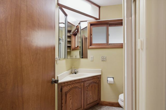 380 McIntosh Rd, Paris, TN 38242