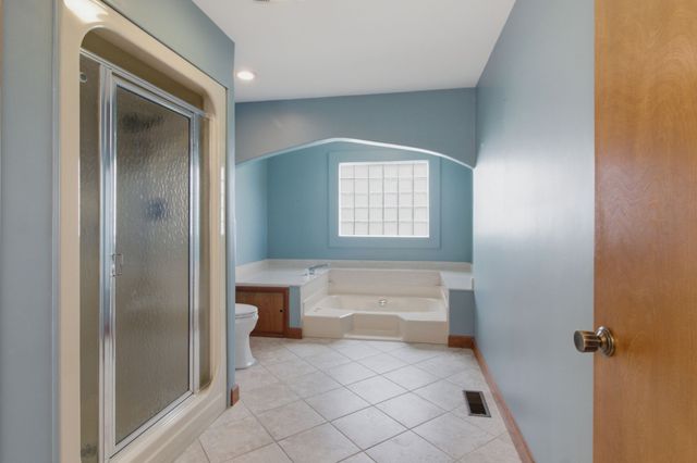 380 McIntosh Rd, Paris, TN 38242