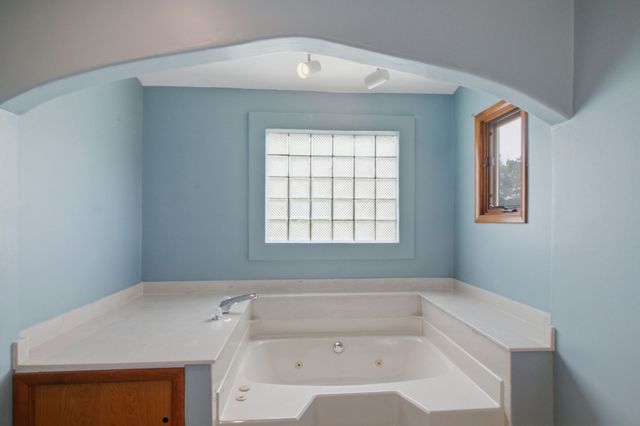 380 McIntosh Rd, Paris, TN 38242