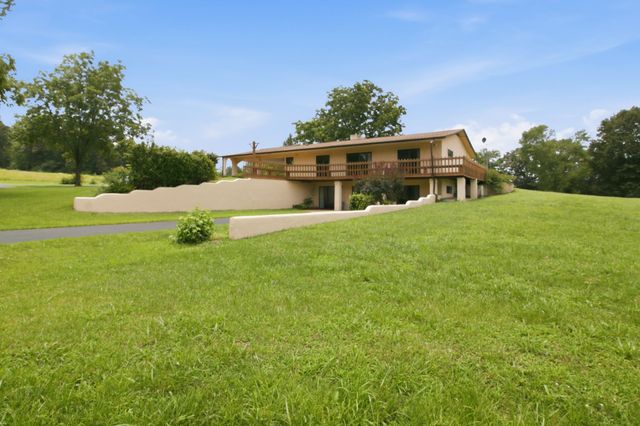 380 McIntosh Rd, Paris, TN 38242