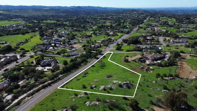 30638 Pauma Heights, Valley Center, CA 92082