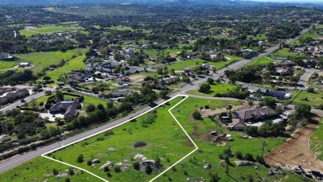 30638 Pauma Heights, Valley Center, CA 92082
