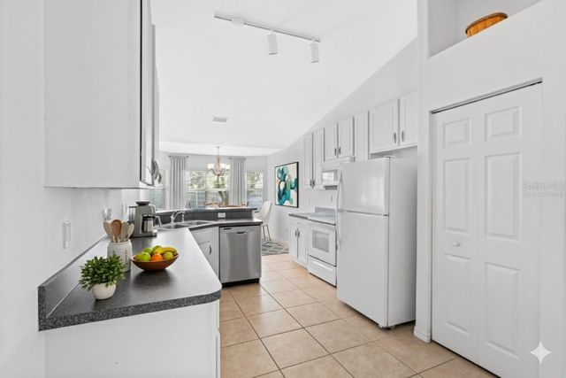 14 LAMOYNE LANE, Palm Coast, FL 32137