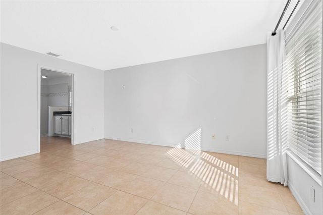 14 LAMOYNE LANE, Palm Coast, FL 32137