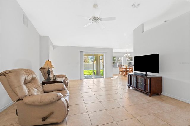 14 LAMOYNE LANE, Palm Coast, FL 32137