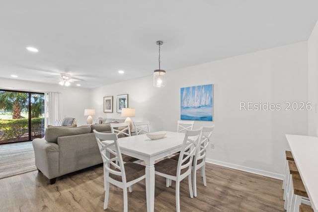 18 Lighthouse Rd Apt 462, Hilton Head Island, SC 29928