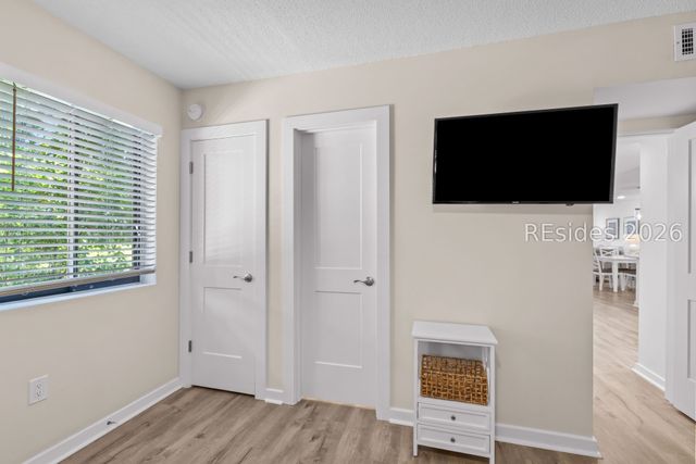 18 Lighthouse Rd Apt 462, Hilton Head Island, SC 29928