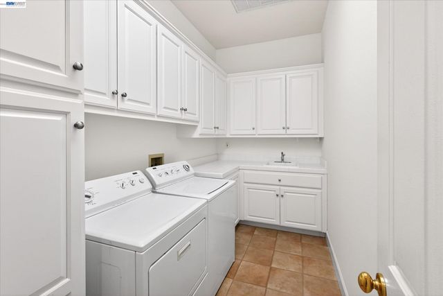2270 Doccia Ct, Pleasanton, CA 94566