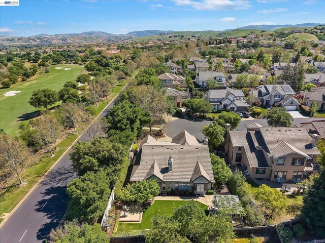 2270 Doccia Ct, Pleasanton, CA 94566