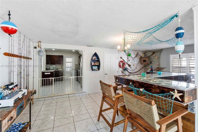 3329 Coolidge St, Hollywood, FL 33021