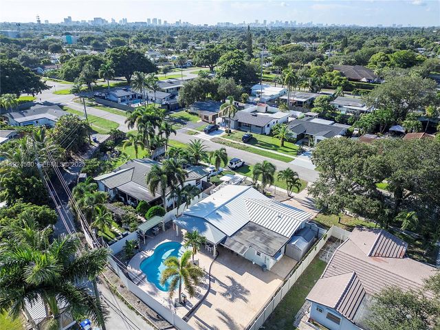 3329 Coolidge St, Hollywood, FL 33021