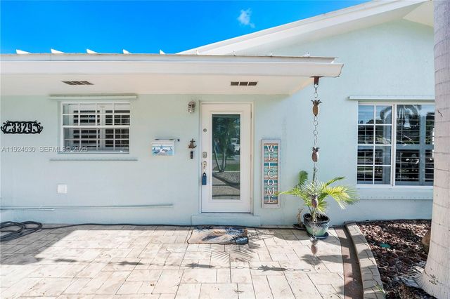 3329 Coolidge St, Hollywood, FL 33021